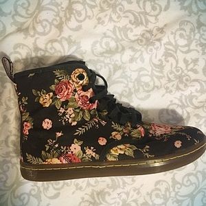 Victorian Flowers Dr. Martens